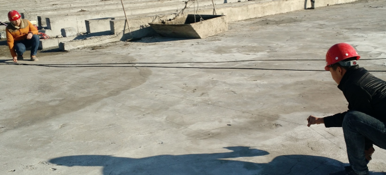 定位、彈基準線、試鋪