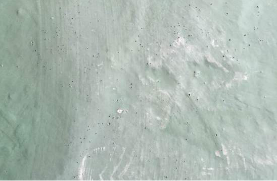 新業(yè)主如何消除防水涂料施工中的針孔?